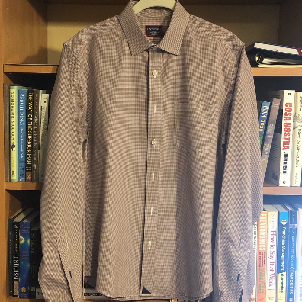 UNTUCKit Small - Slim Fit